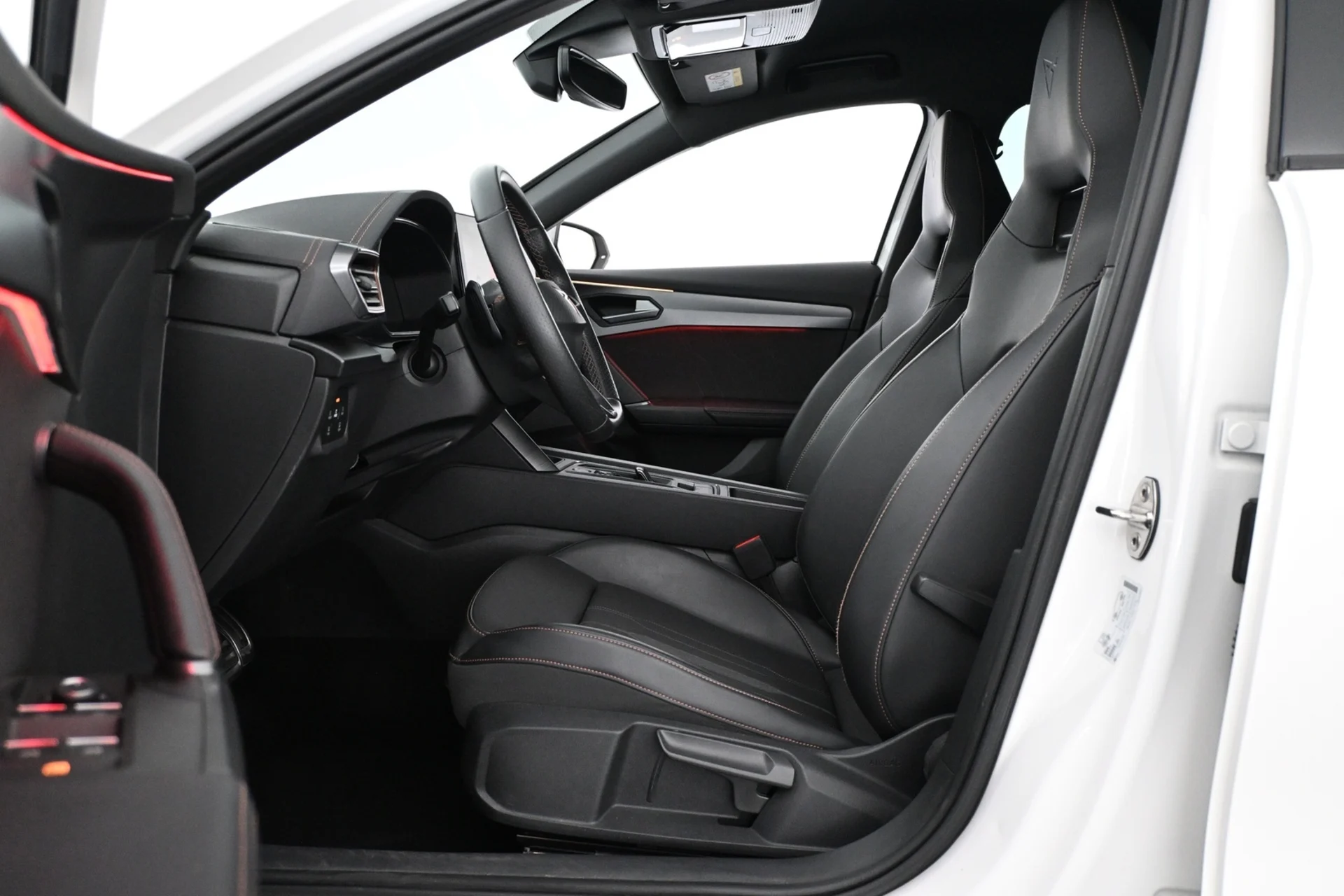 Car Image - 3z0QStnybrDbFFlkcgK3rN