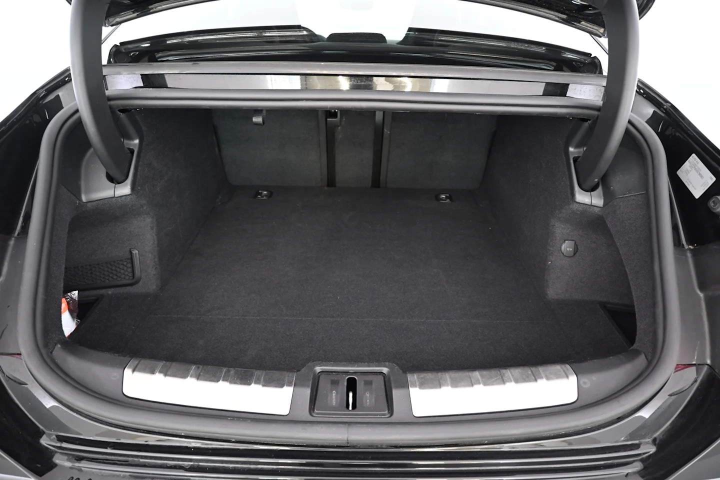 Car Image - vMeJ1yA2cWj3LTRYmD4cF