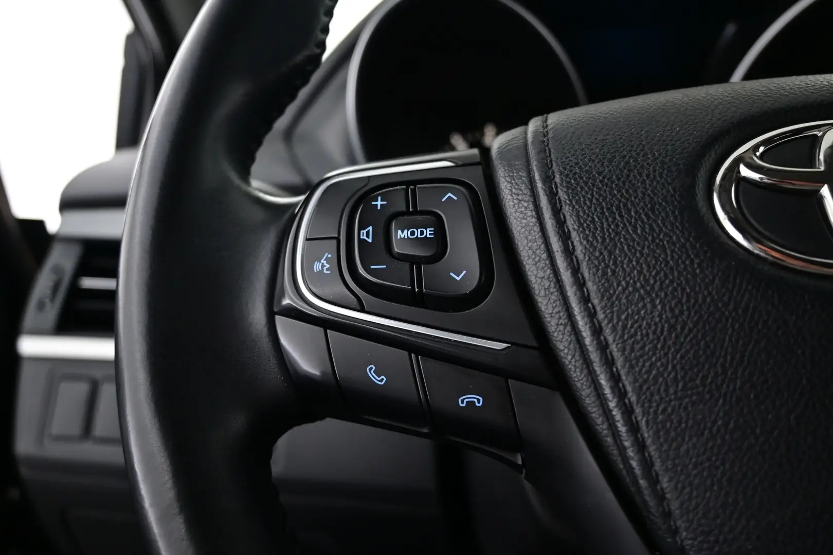 Car Image - 7soZcBZNuvNT2t5xbANMkr