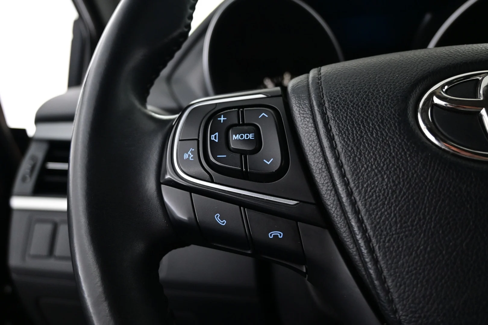Car Image - 7soZcBZNuvNT2t5xbANMkr