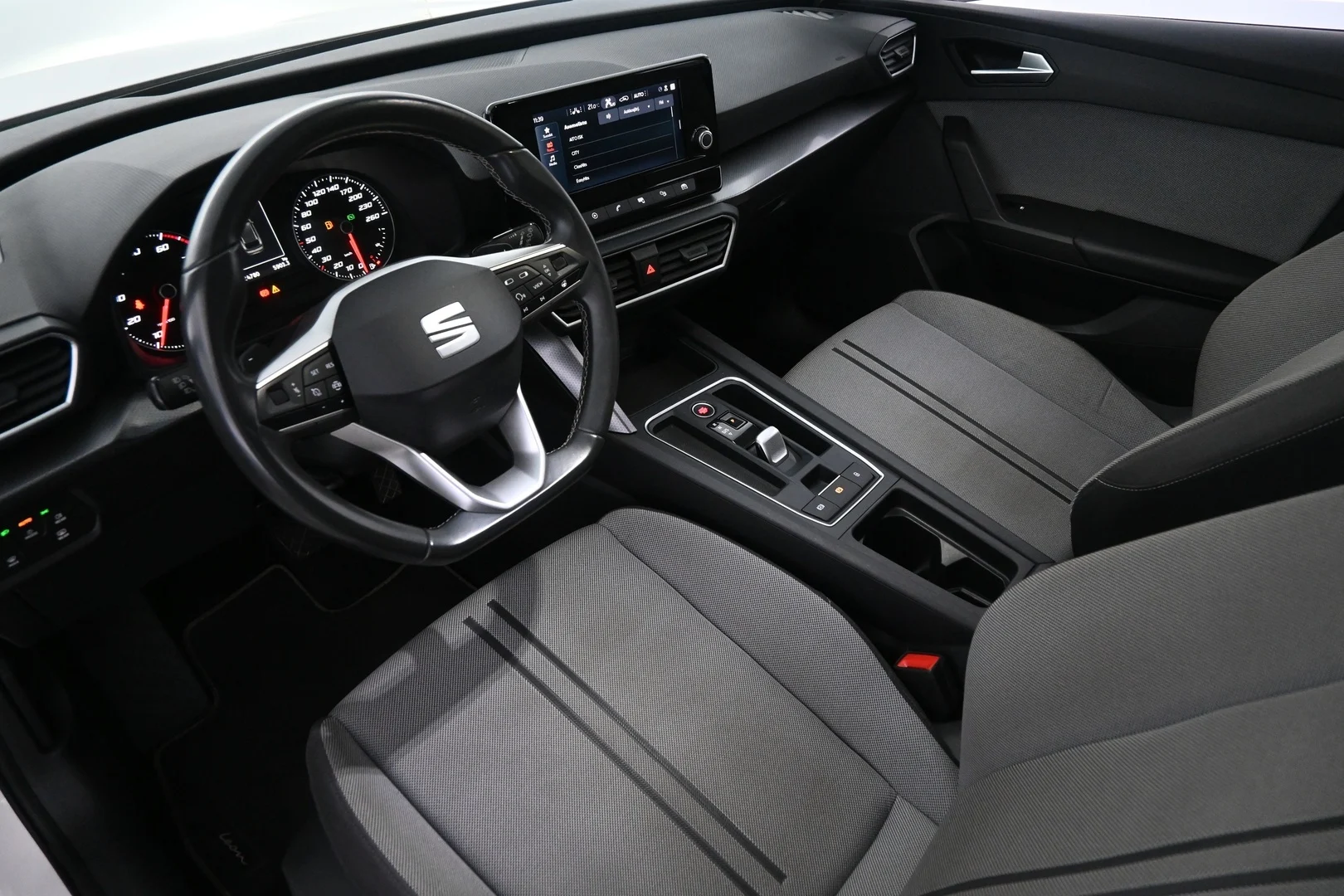 Car Image - 6BpD9nHUfbxQisxqGgGECV