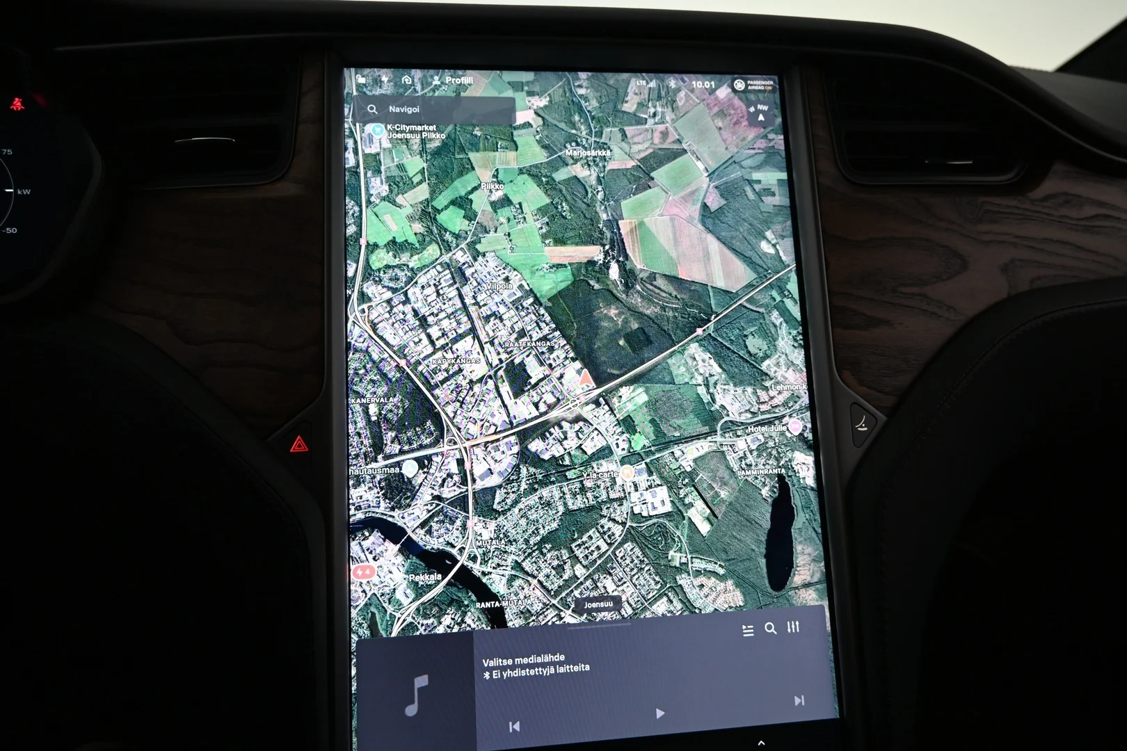 Car Image - 1dnfXZEKIKg6ij0iB9IEuH