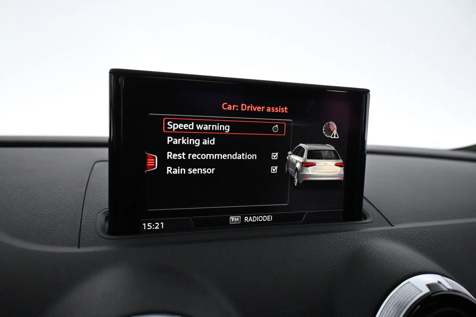 Car Image - 5Qy7dAXEE9prWql778Oore