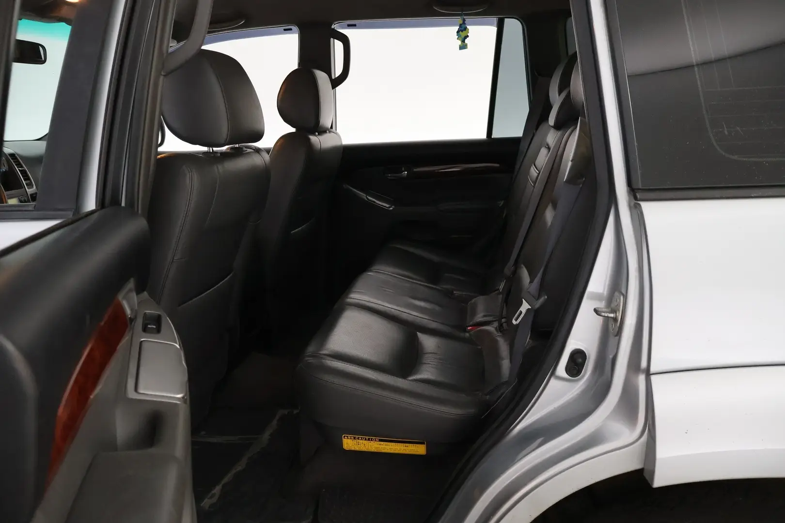 Car Image - 1wh5MOJDJbomA0iEbnB4HM