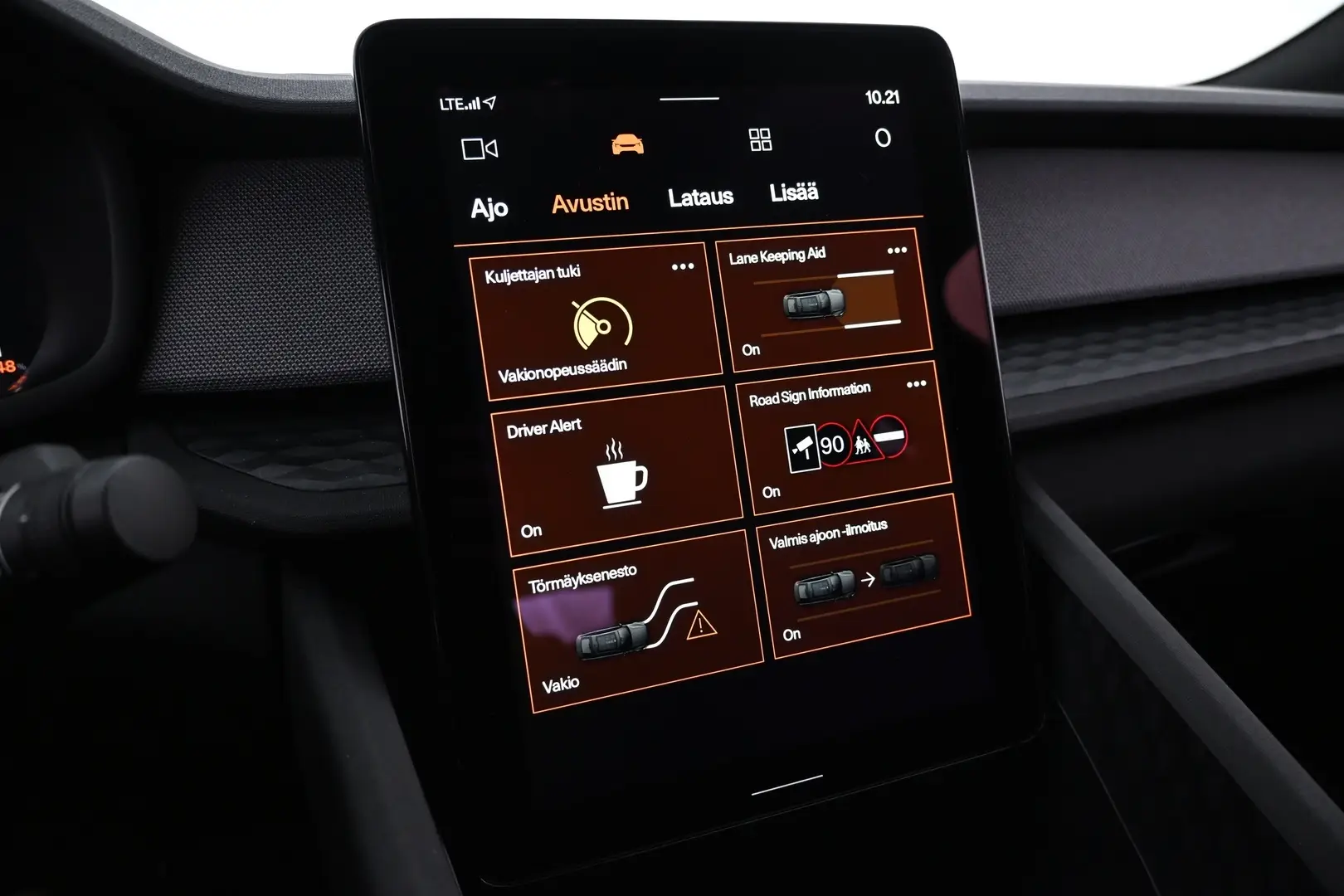 Car Image - 2v2TZ1c5r5FuzvtMuhD16O