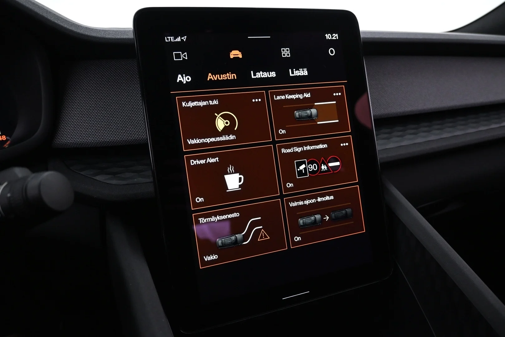 Car Image - 2v2TZ1c5r5FuzvtMuhD16O