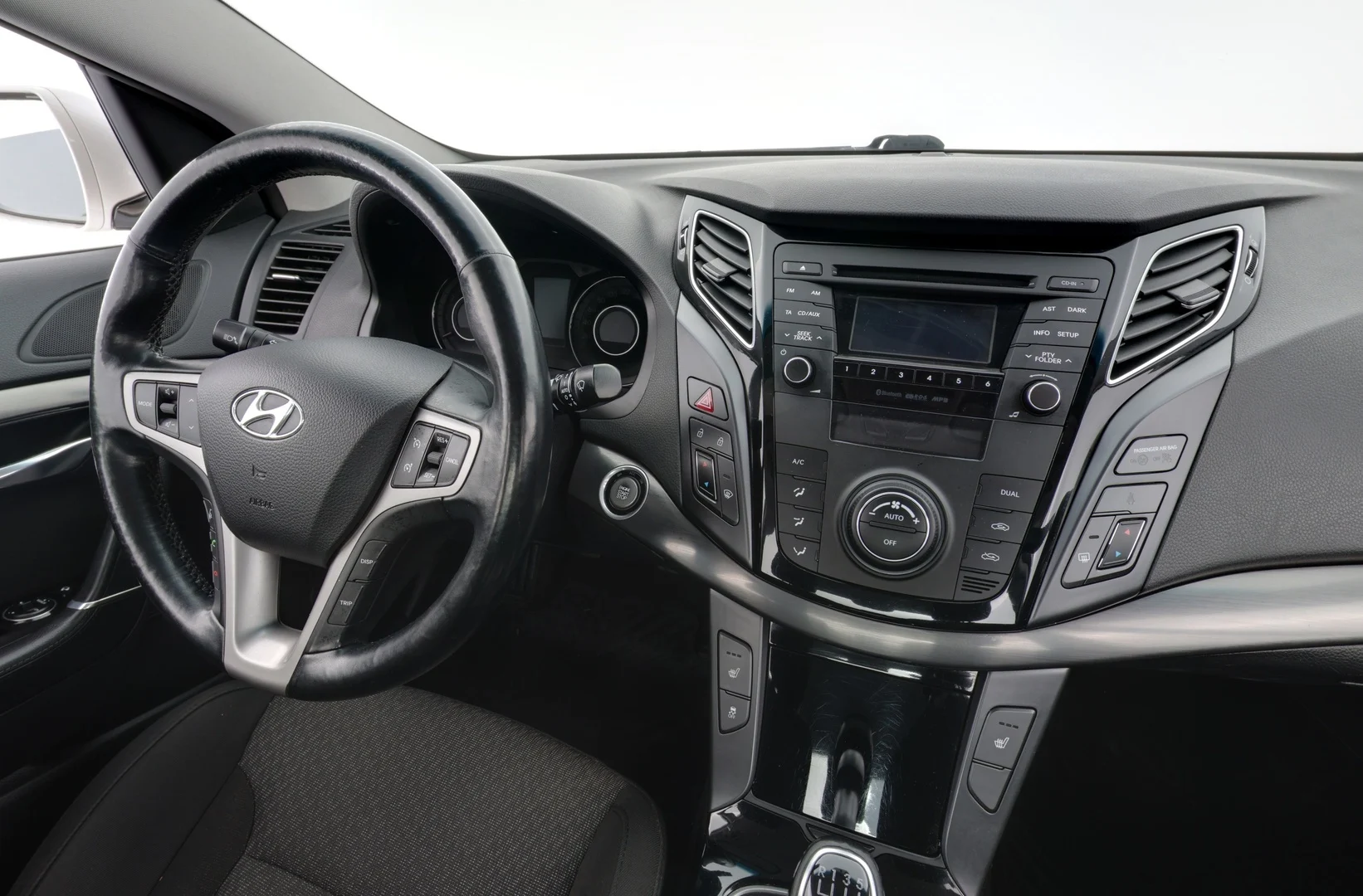Car Image - 2GjiMfYqte9XClufYUUu5e