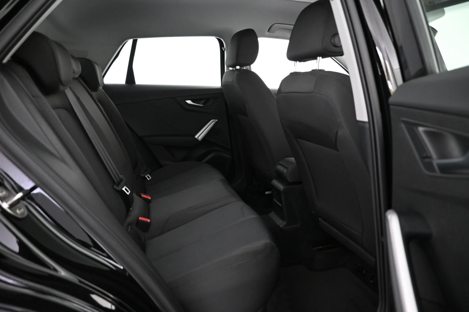 Car Image - 5QgoLNcioxKUQHyGHKXy4b