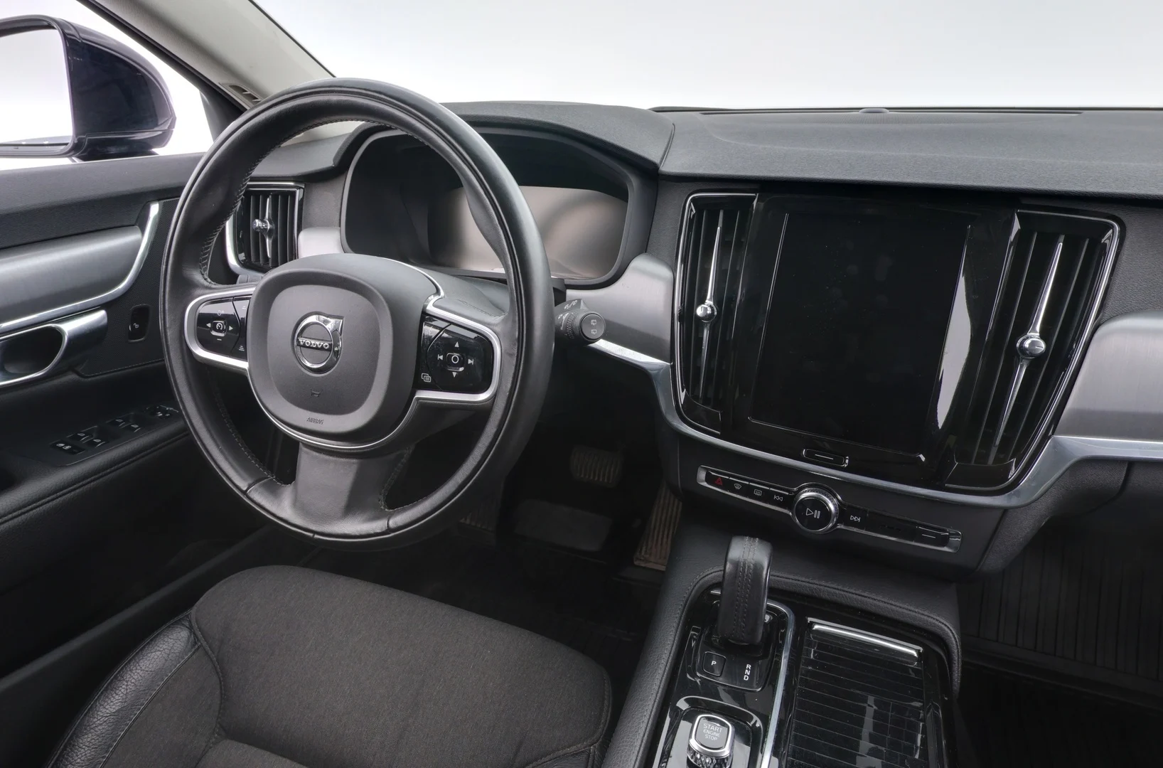 Car Image - 6ZwHyYfMD2eRlBJWxh2dgg
