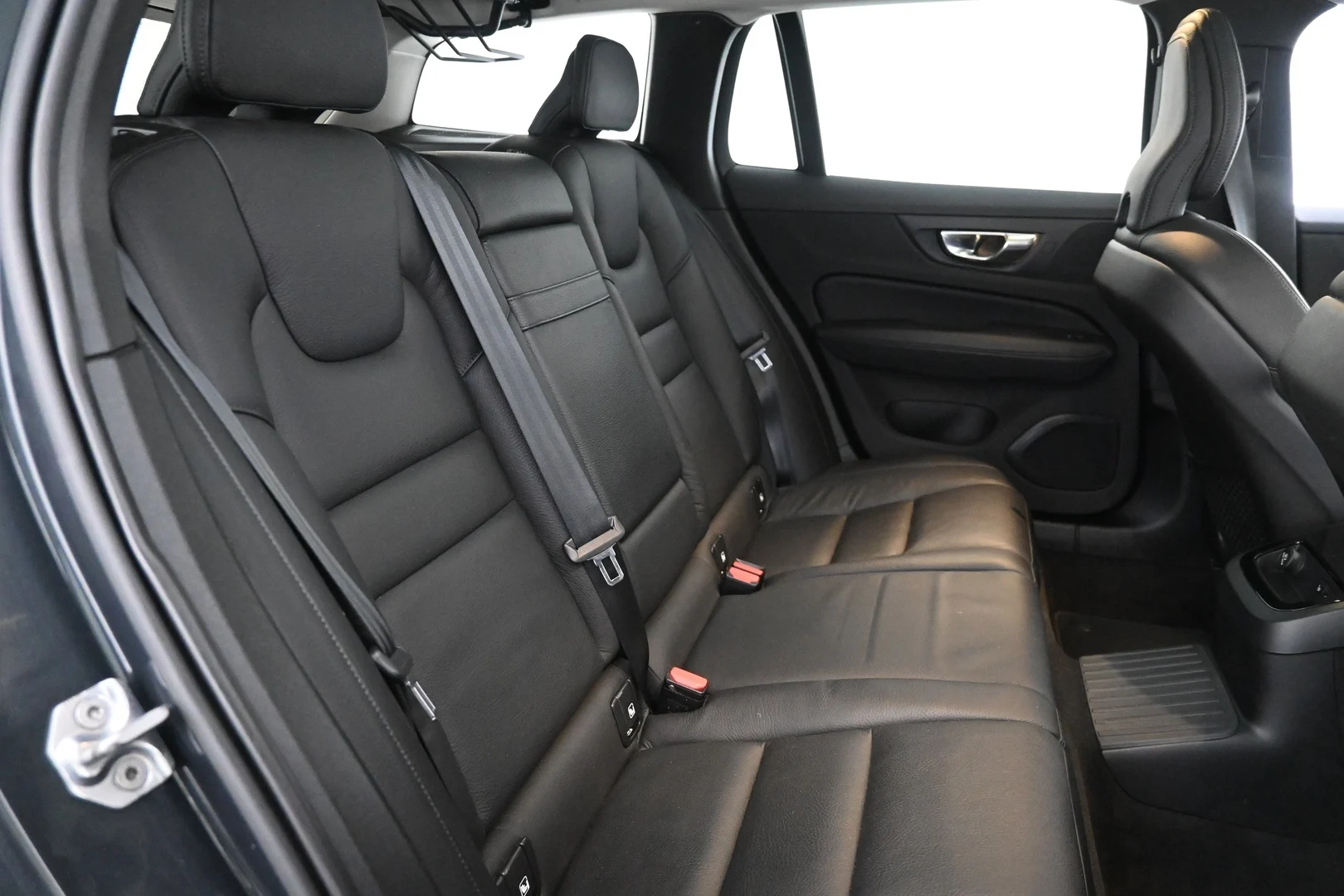 Car Image - 6oaWxw5sNogASiD0FxAfGR