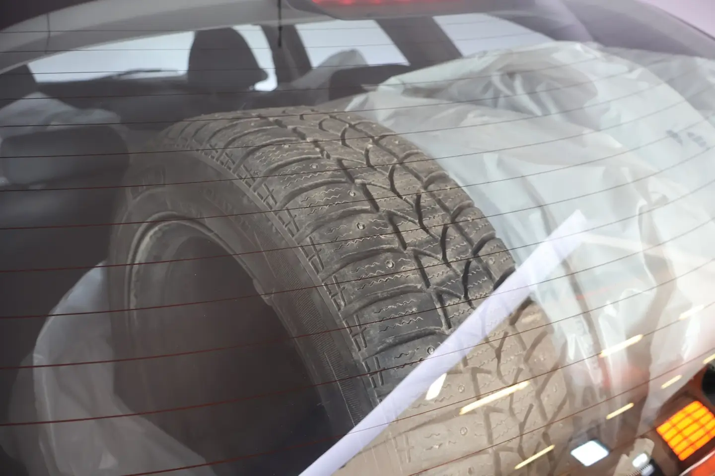 Car Image - mLi8uYu2TgxfeMJyHojNW