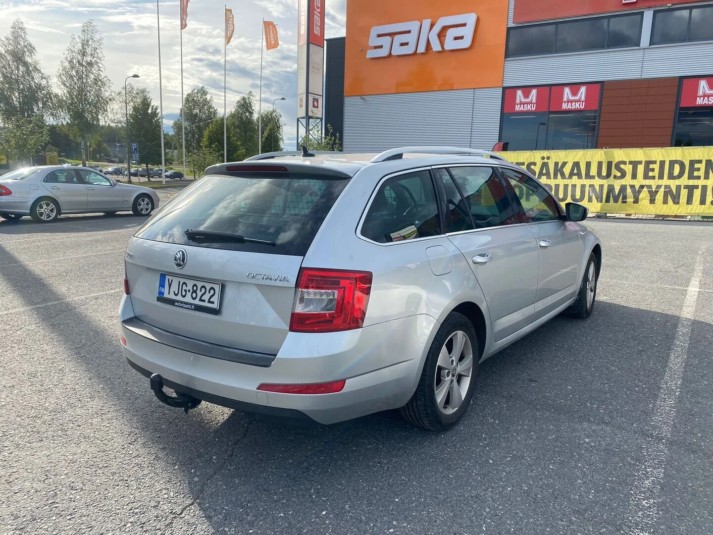 Car Image - qKAmhoaWP5AUHXptkhEBR
