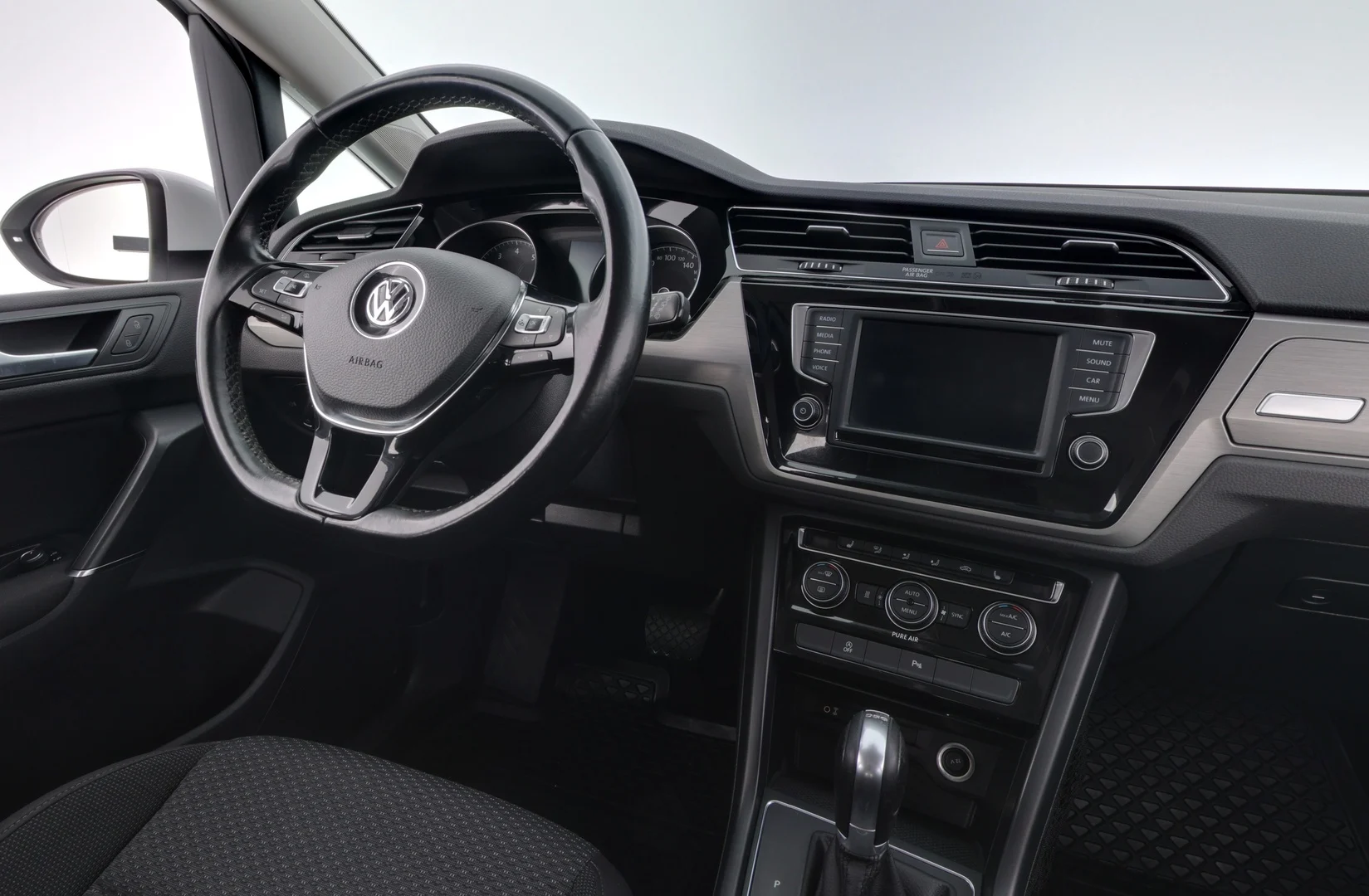 Car Image - 6EXBeMvwwNJN4QVGU5Rk0W