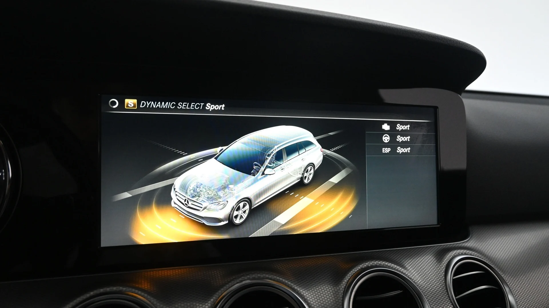 Car Image - 6GfLCQfWYUHYpFlAN0ofIR