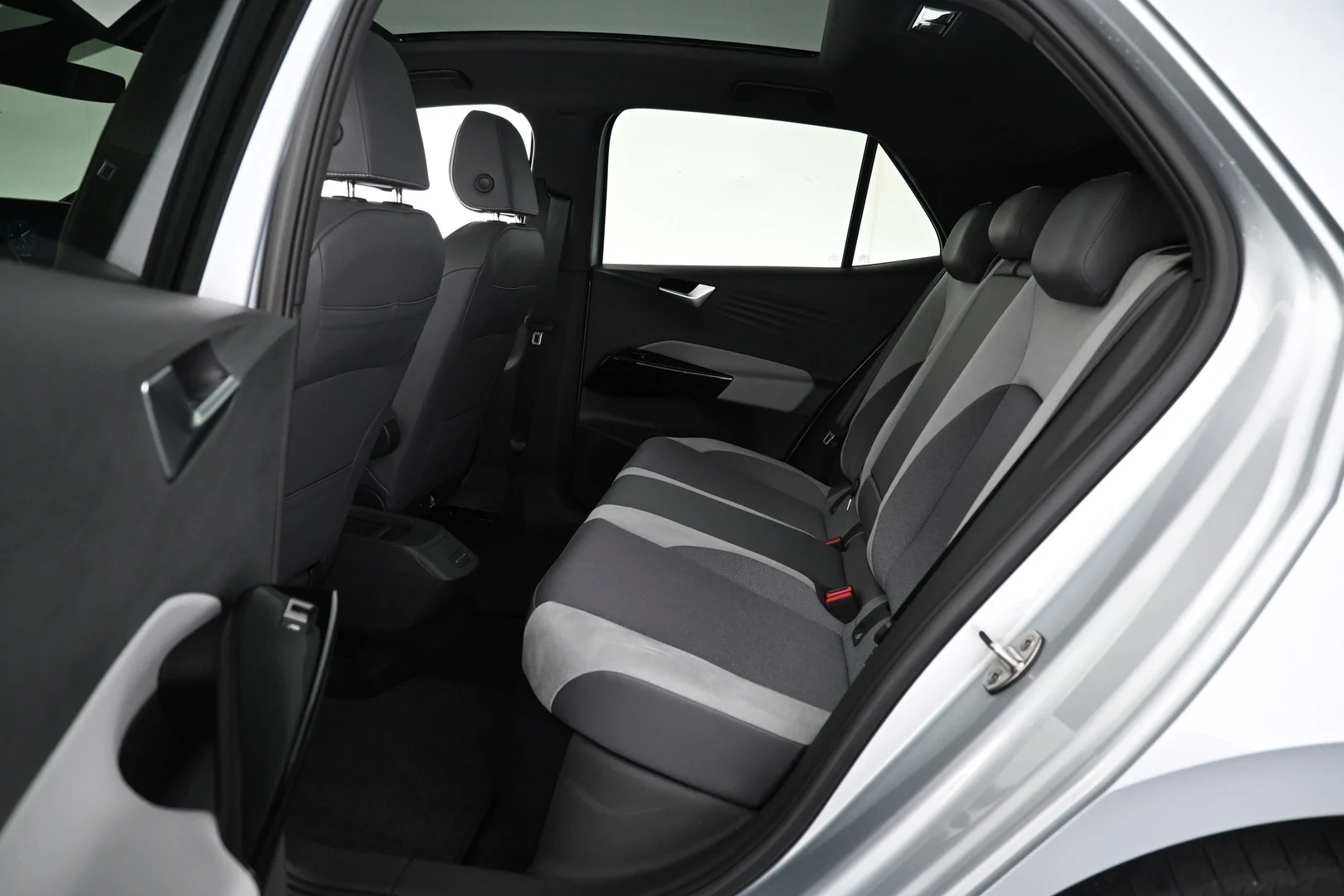 Car Image - 5laV1BSS4erwHSprAGCIpD