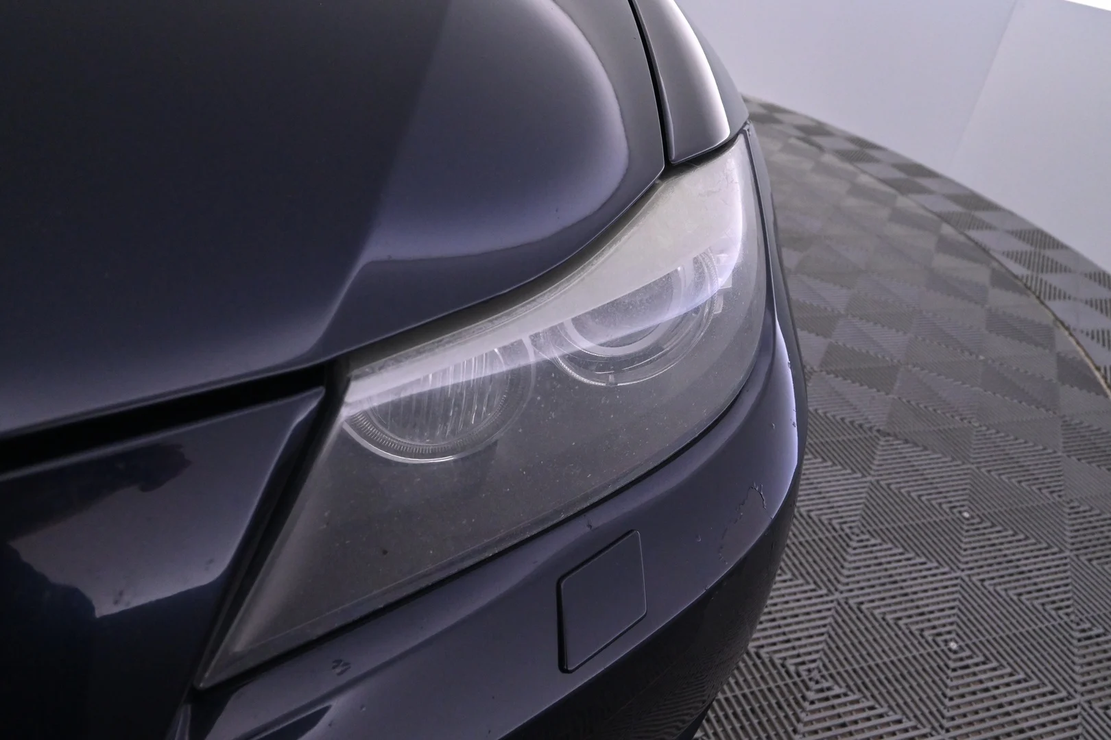 Car Image - 2OsWqZ5rx6WLZC0Ni0y5sR