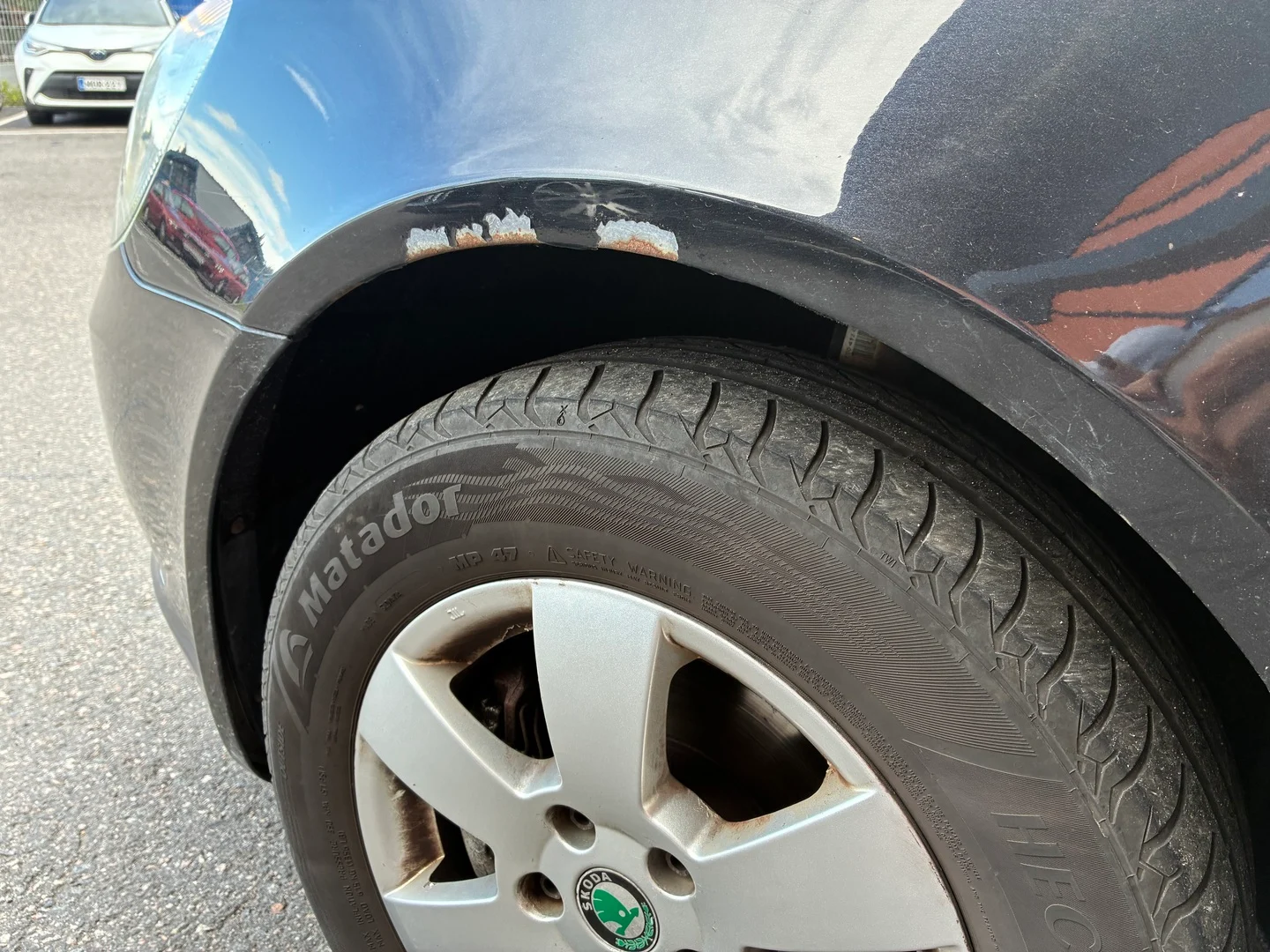 Car Image - 6ylLjESEDfdQQUWCjuBzVT