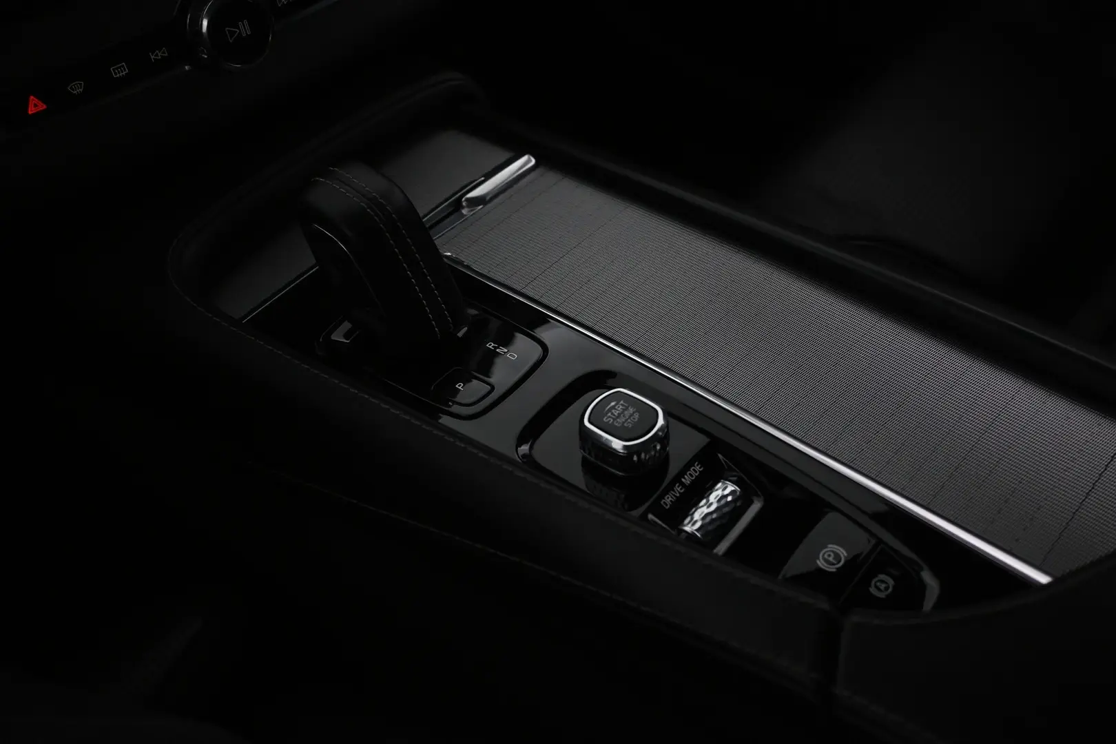 Car Image - 77n7xVQZlWssKUg0vZ7R5x