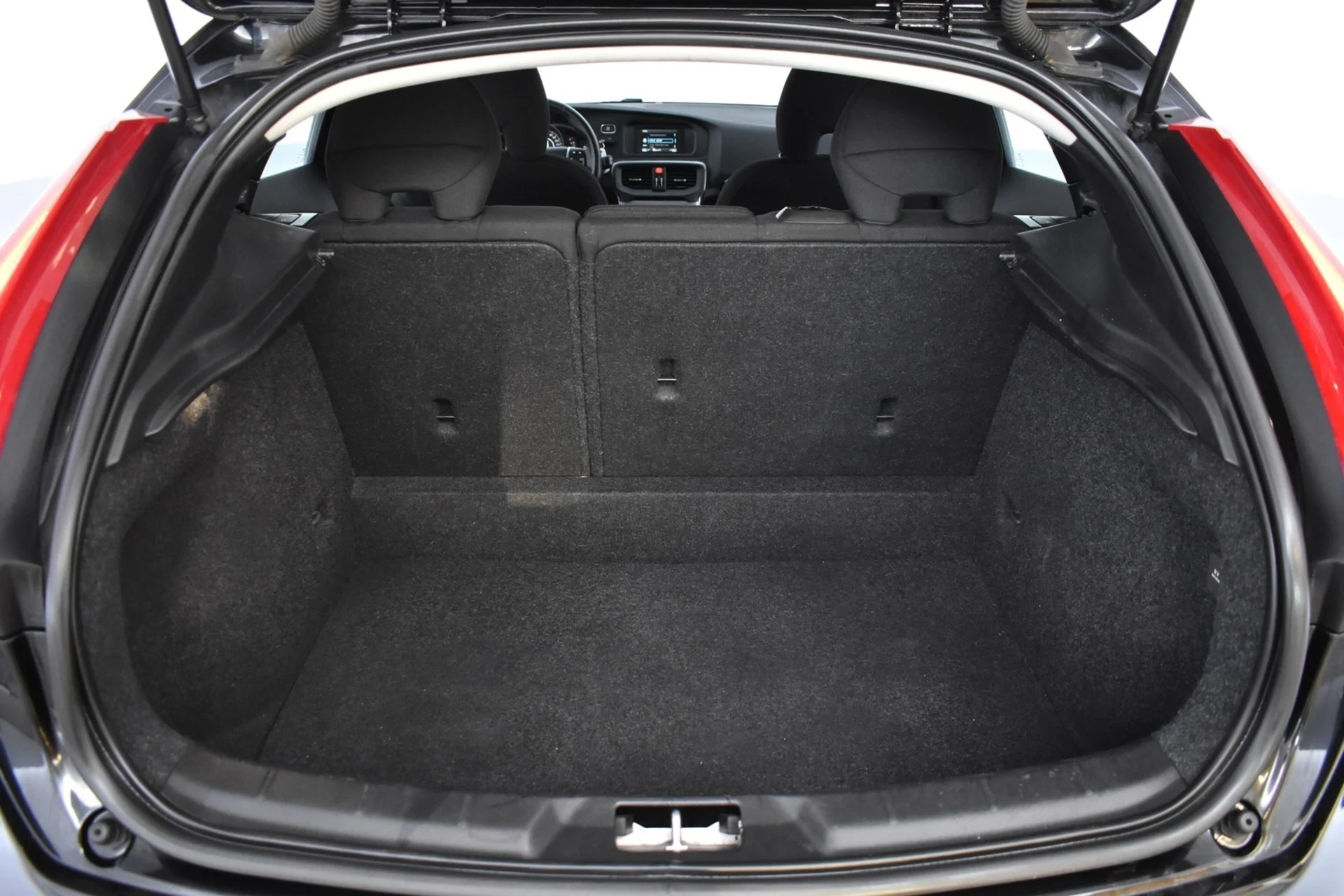 Car Image - 2HrBfaRg4gGGvfdtc3GHOh