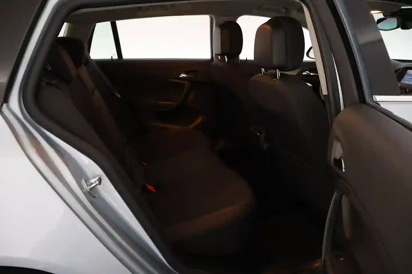 Car Image - 7IXqRMbNkhkAX6j4UNA93k