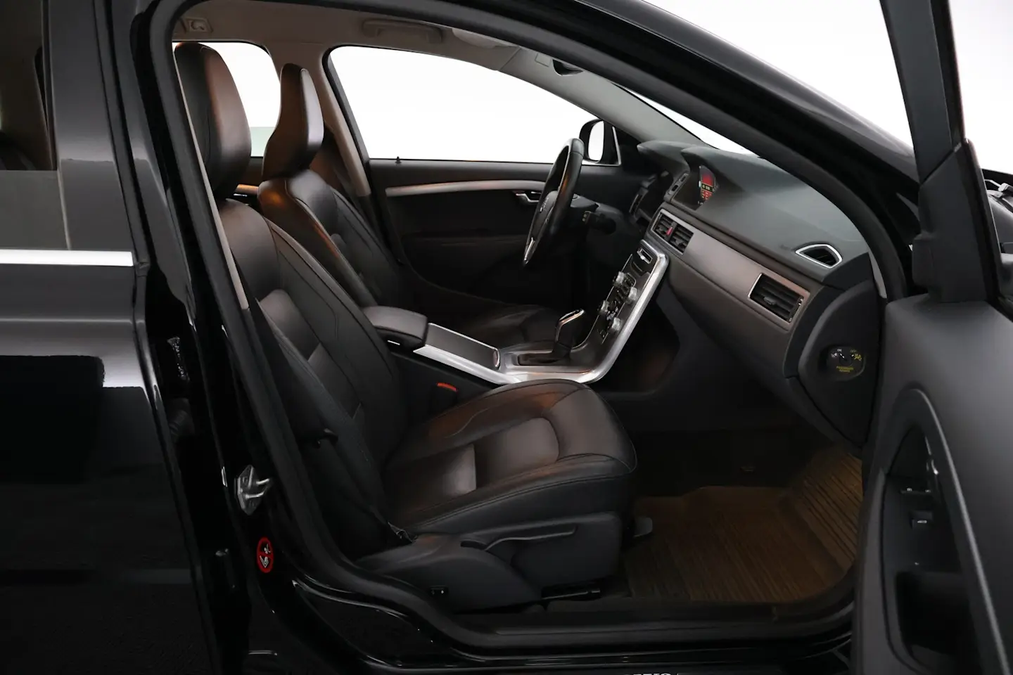 Car Image - 2UzFK5NfXjczdtOEEcyMeQ