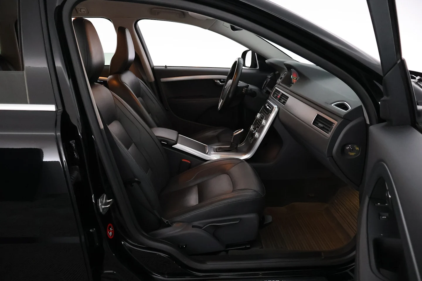 Car Image - 2UzFK5NfXjczdtOEEcyMeQ