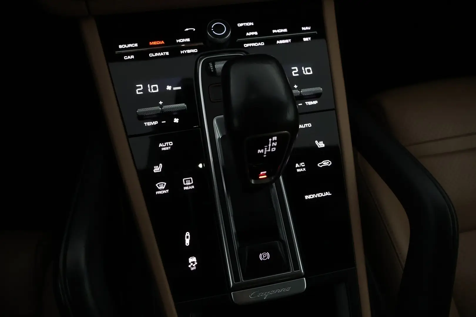 Car Image - 6D9zV74kpHLkJALF5dBby6