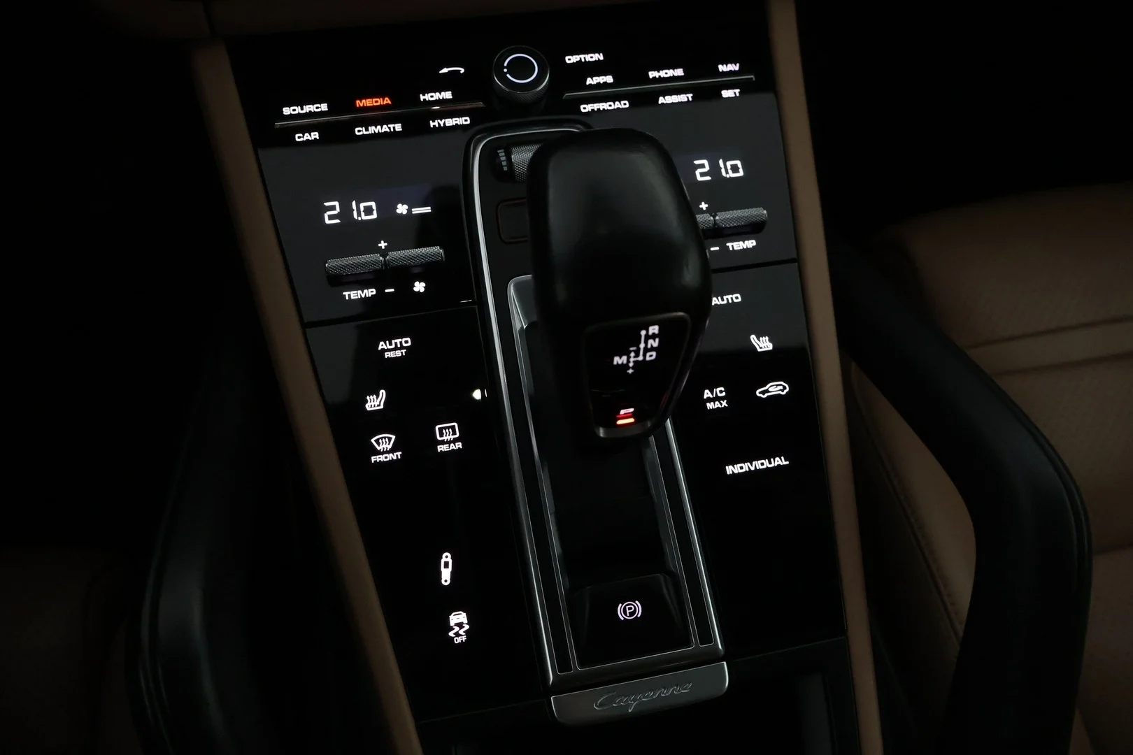 Car Image - 6D9zV74kpHLkJALF5dBby6