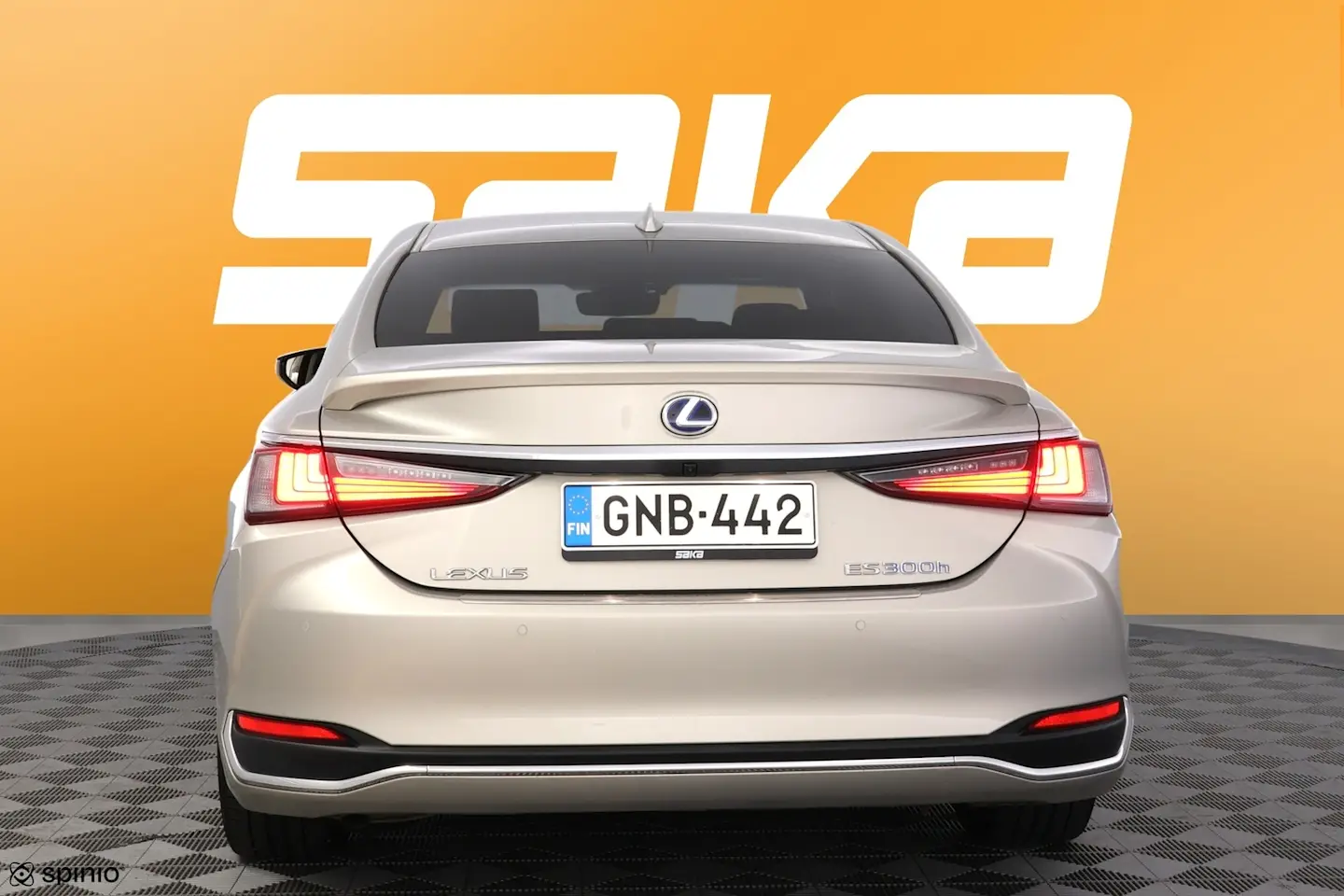 Car Image - 2sTLXuIUQt5Rx2GIwdN48F
