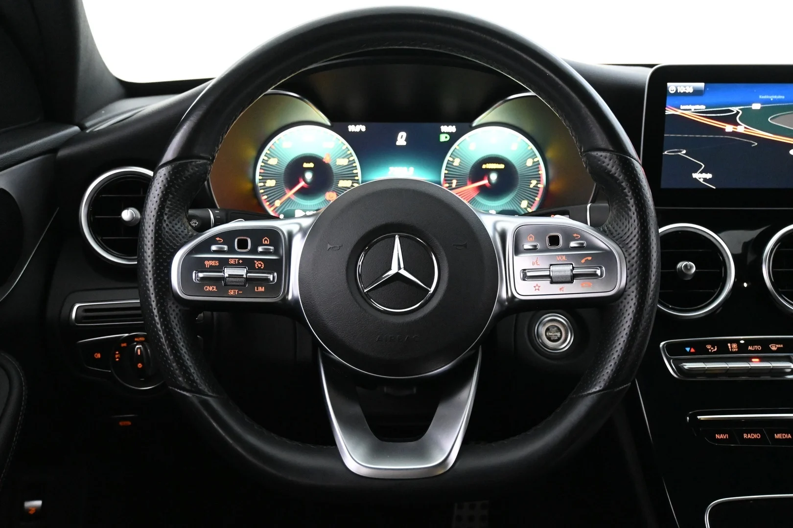 Car Image - Bq1fXrroIwiYVLooQUcrj