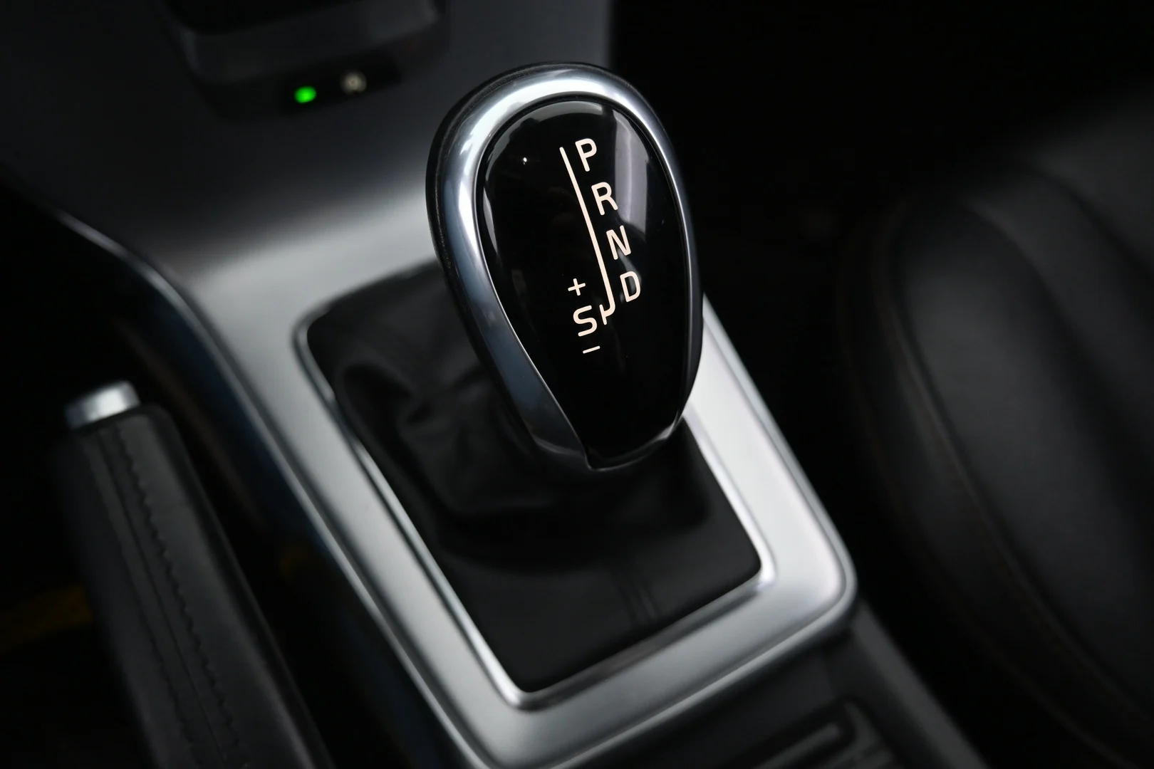 Car Image - 1QQvvZIaTRXdc9vurO8MhJ