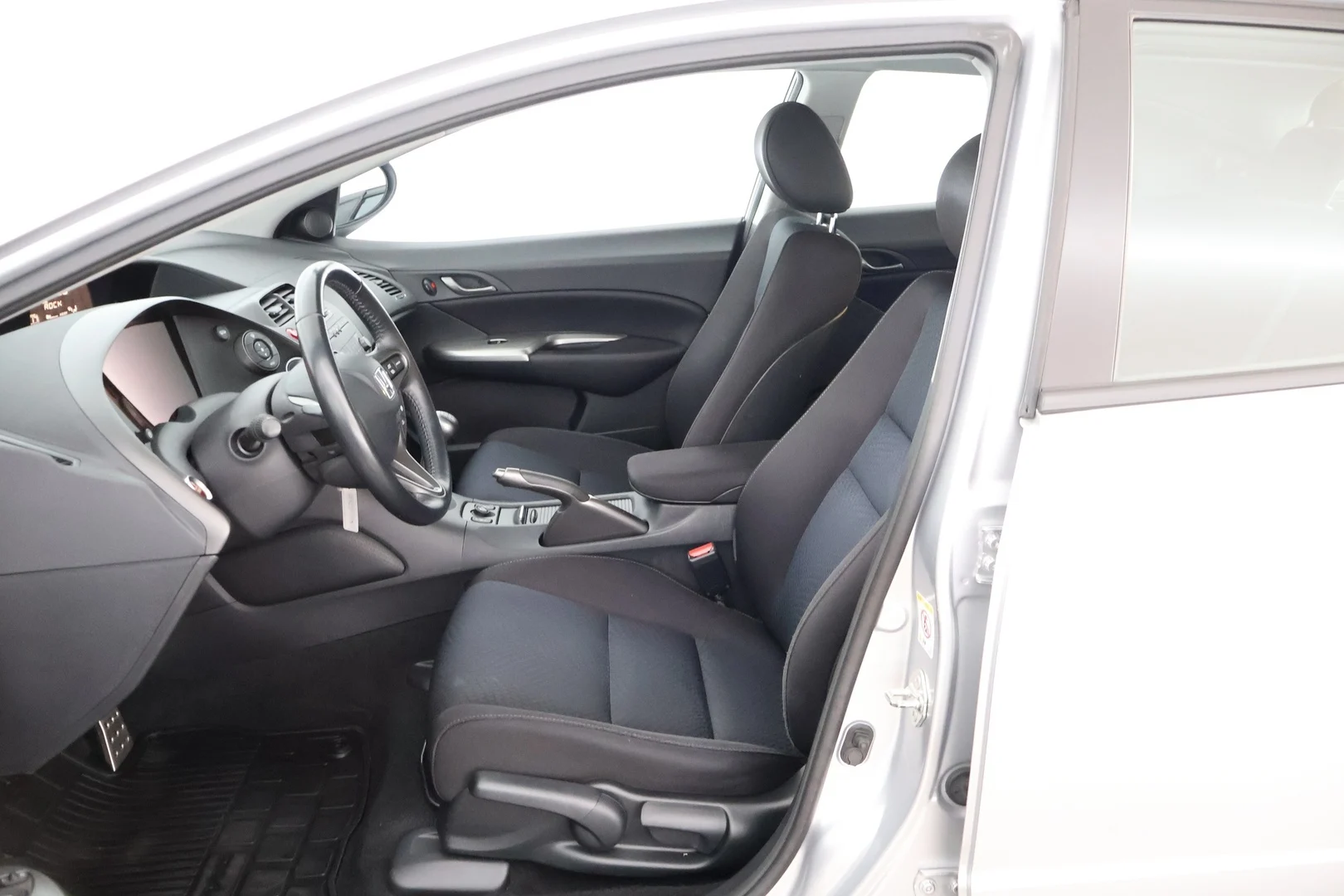 Car Image - 5fwi4MthWIFWmdEtRbaTYI