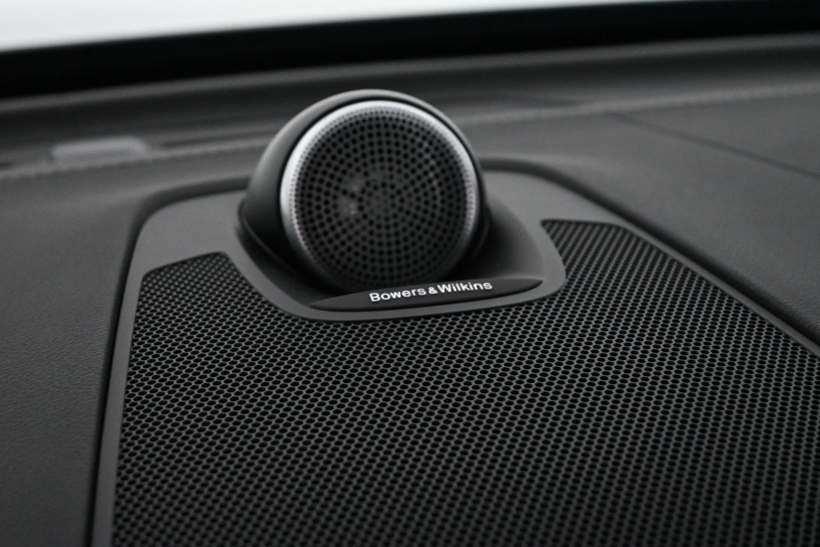 Car Image - 3CBk00xtPXiJCIot59eplS