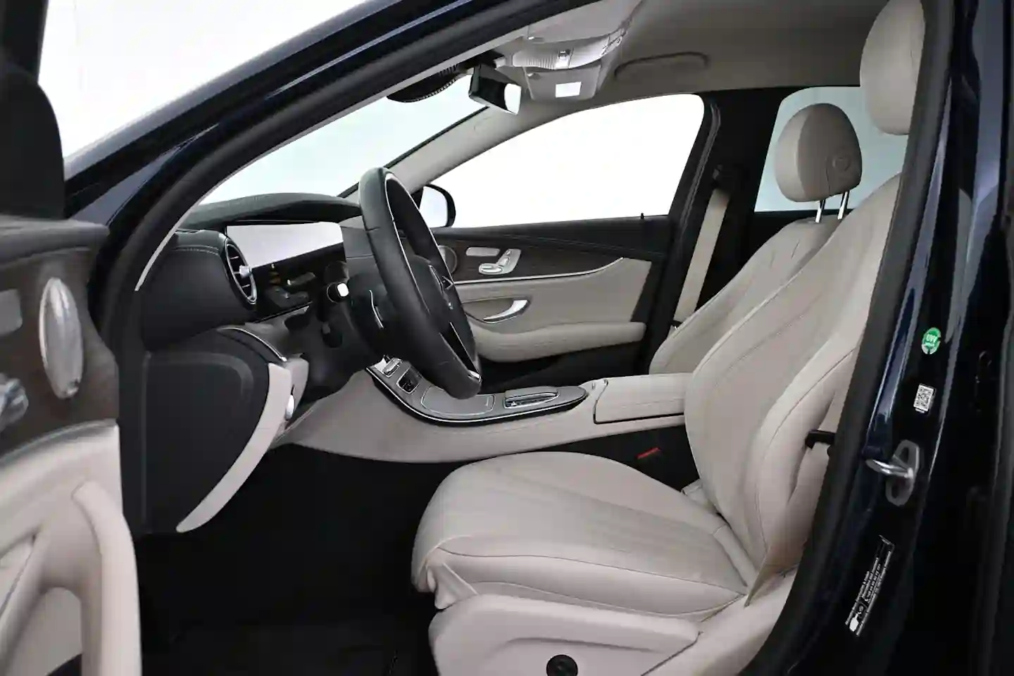 Car Image - nkfubx2hWI83IzQ4HHEzR