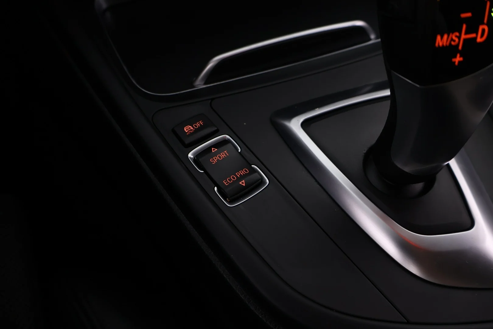 Car Image - 5cropkKPhSWPM9ZCm81oE4