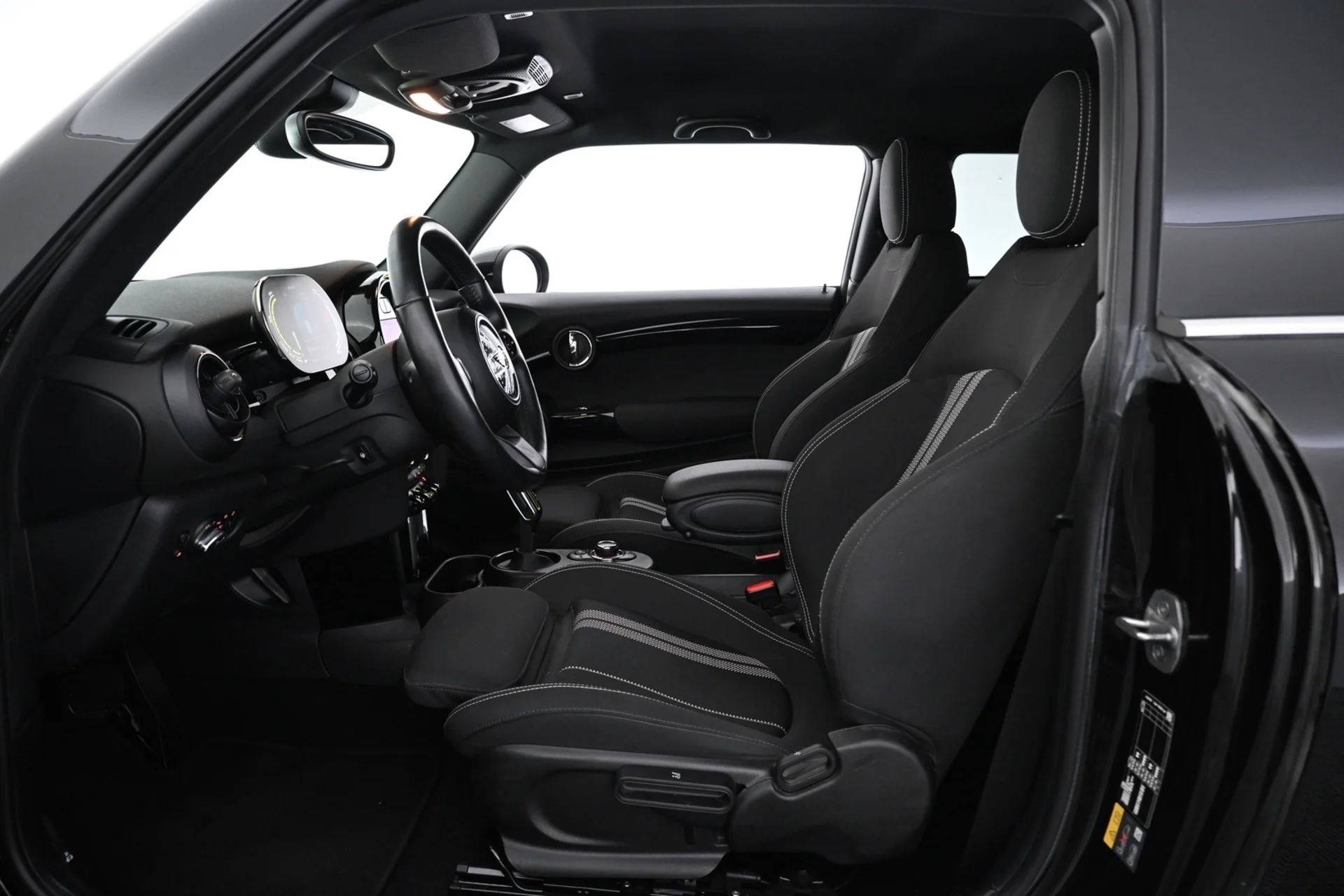 Car Image - QUfjnXCAiN4BJPRDi0fZ9