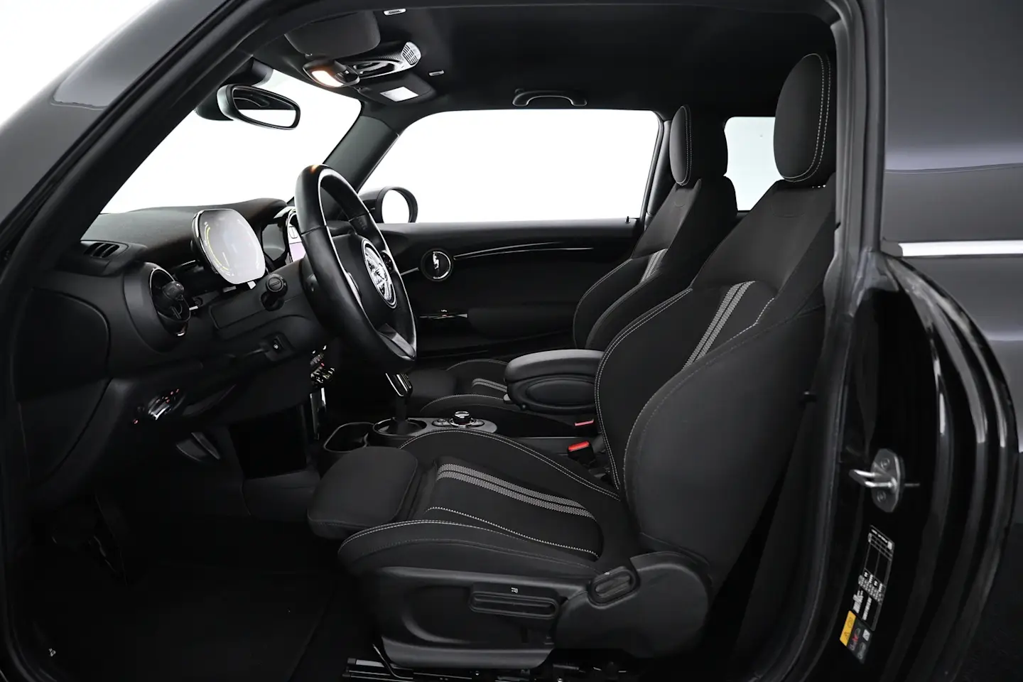 Car Image - QUfjnXCAiN4BJPRDi0fZ9