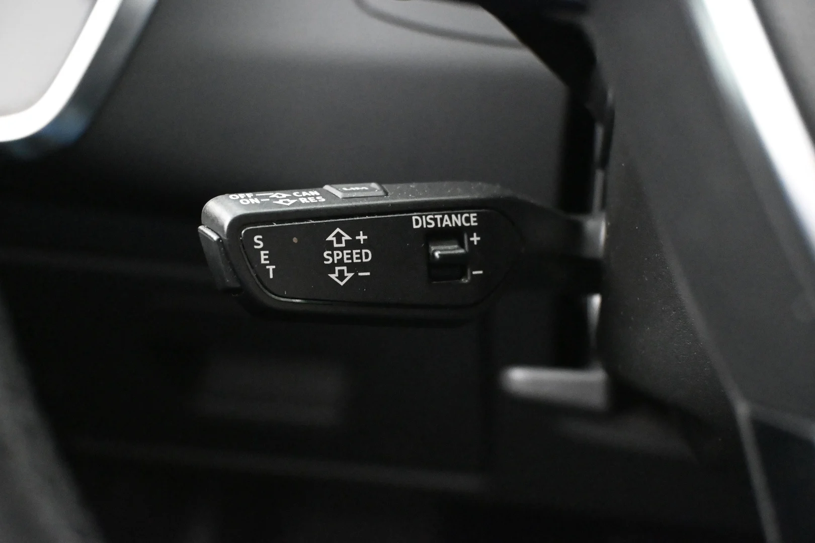 Car Image - 5k6ZUpbKTMxtzFBZfRBz2g