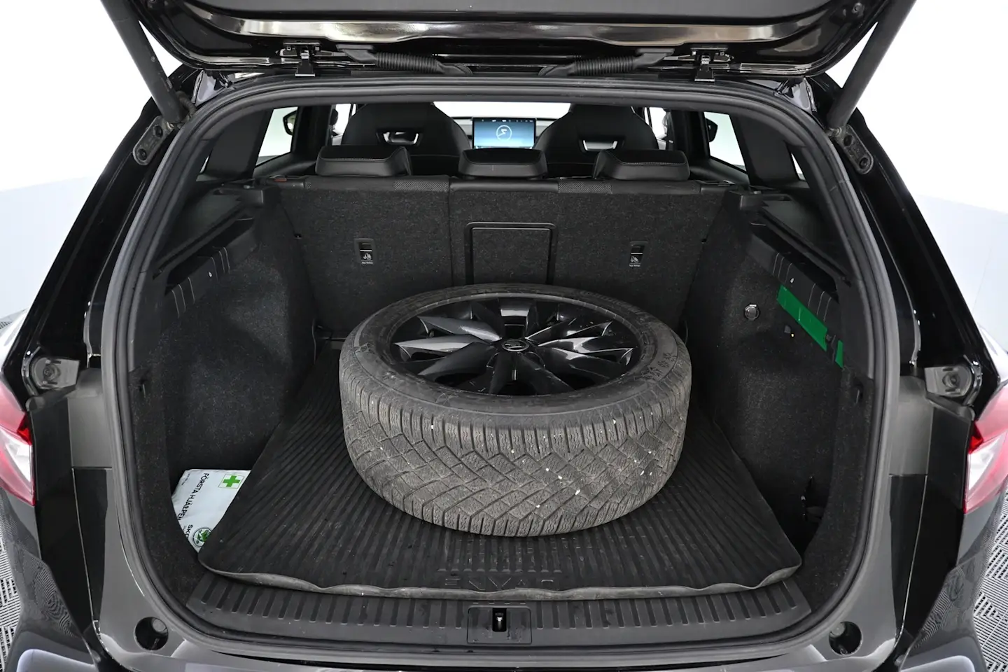 Car Image - 5MFQQlVuCvIGzN1RT7m8t9