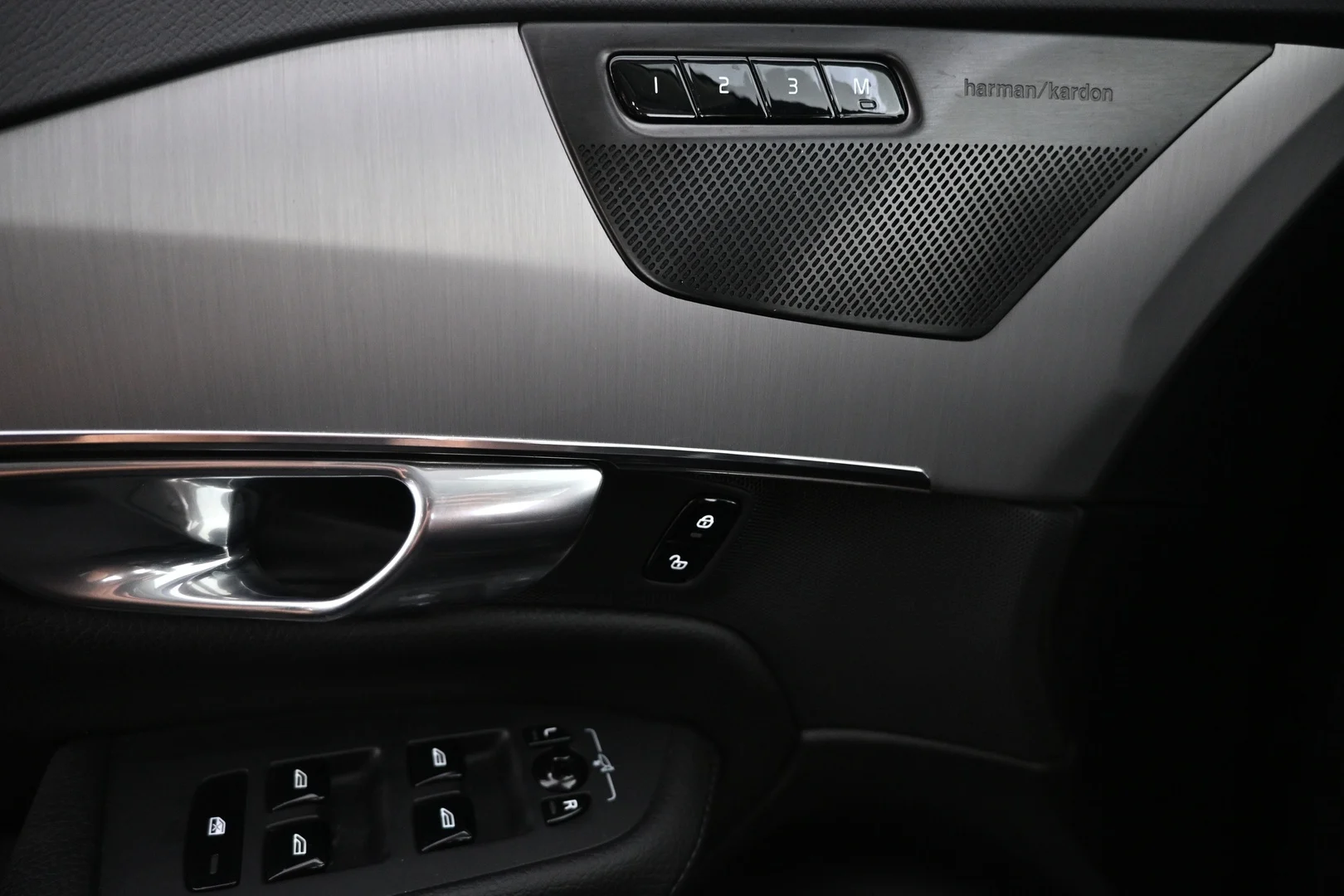 Car Image - 1seHFCUNsd8Lp5iFuBeKLv