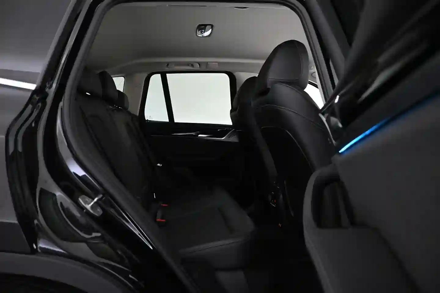 Car Image - 5lIqnjEwqGniyC9H95Pio9