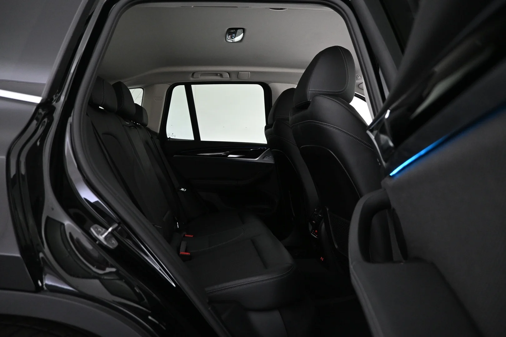 Car Image - 5lIqnjEwqGniyC9H95Pio9