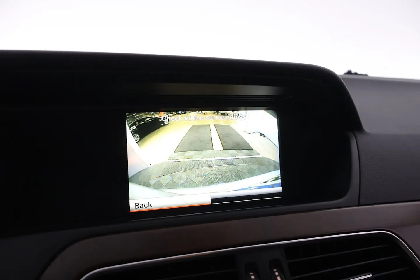 Car Image - 2nVkxbRWTzpZ7IR2moNT4Y