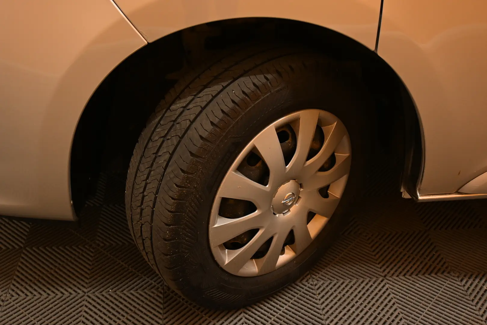 Car Image - 2wI1oZoGZvgBWPU4hyaMwX
