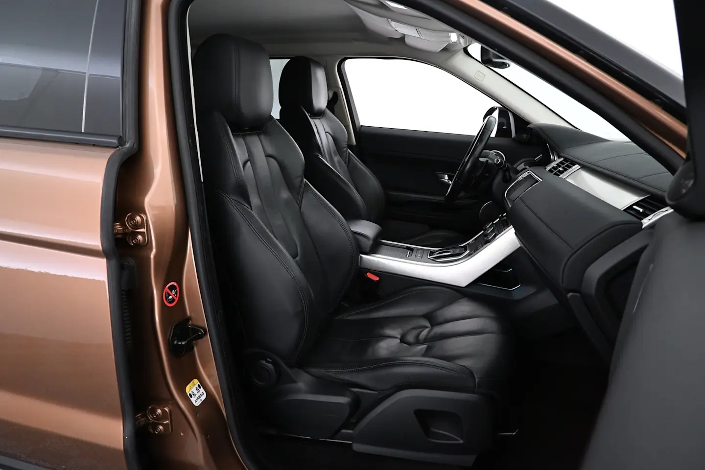 Car Image - 7I97MNOkSkvTVElPhAz6TJ