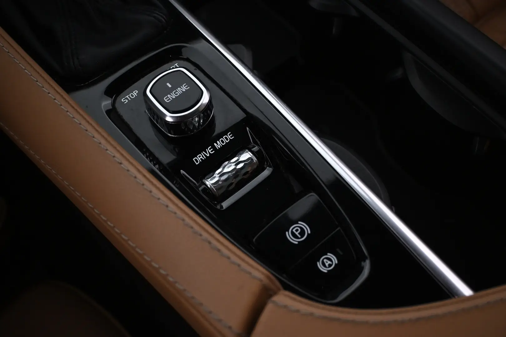 Car Image - 2kLJpdTRPefS0qQVbxAGRg