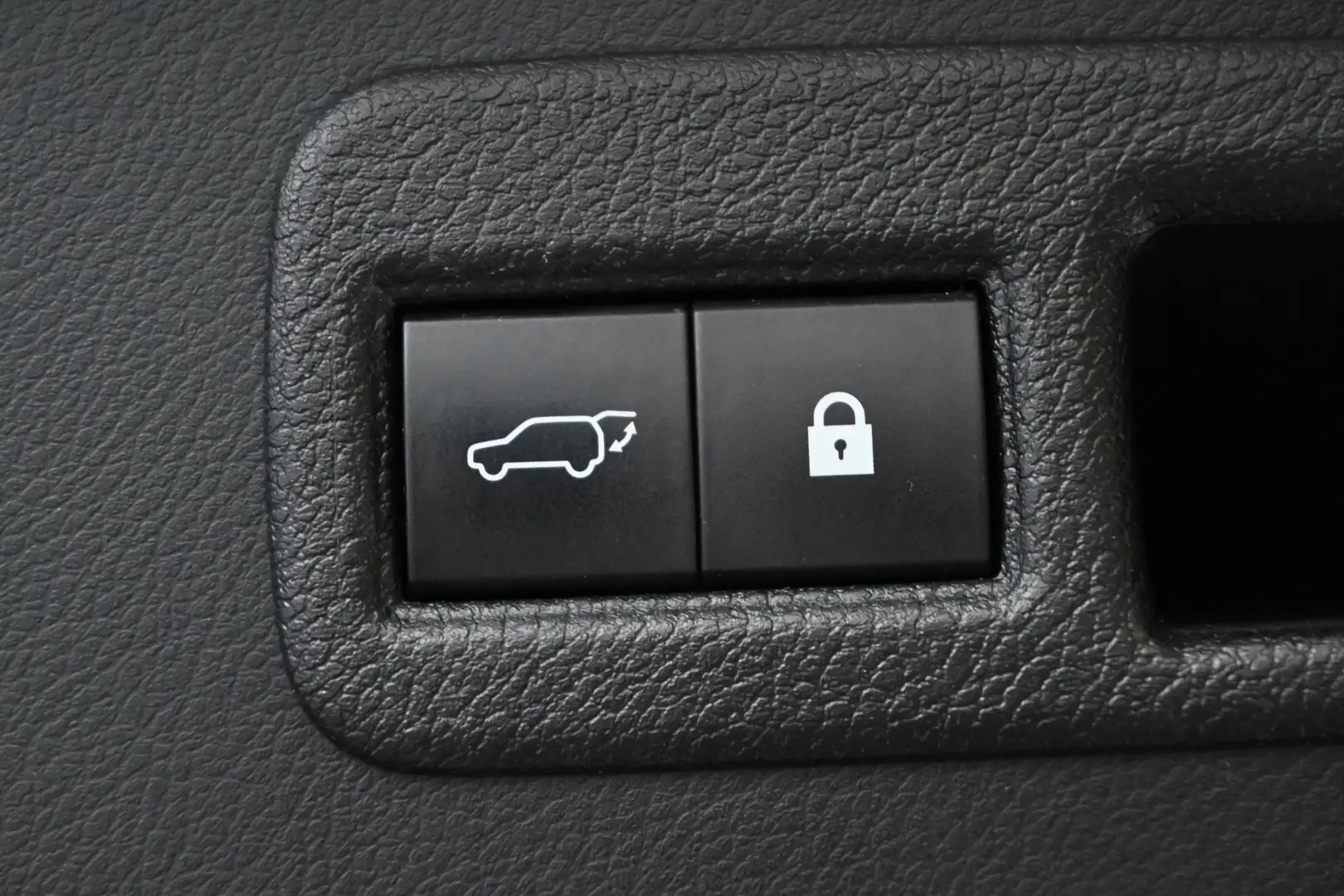 Car Image - 7u3kVdiOJfti4Pot6Y9VXQ