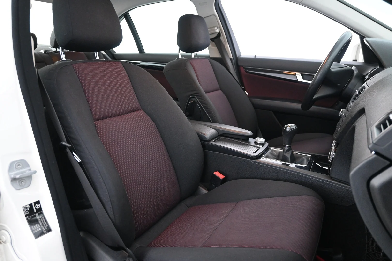 Car Image - 250wZNHzF7OKVX5KleWge2