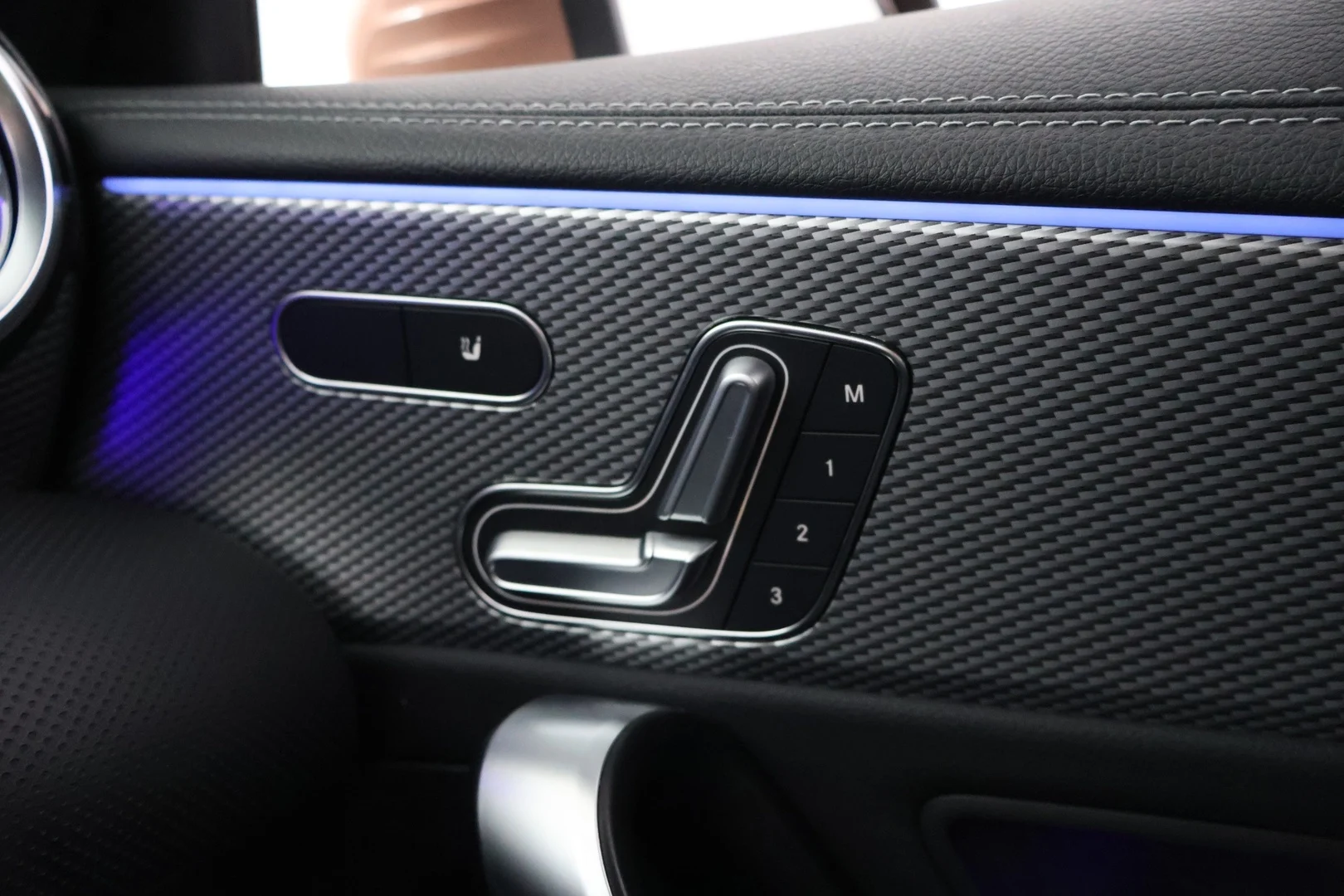 Car Image - 3DMk8BRtbcMttxaGJ1rmMV