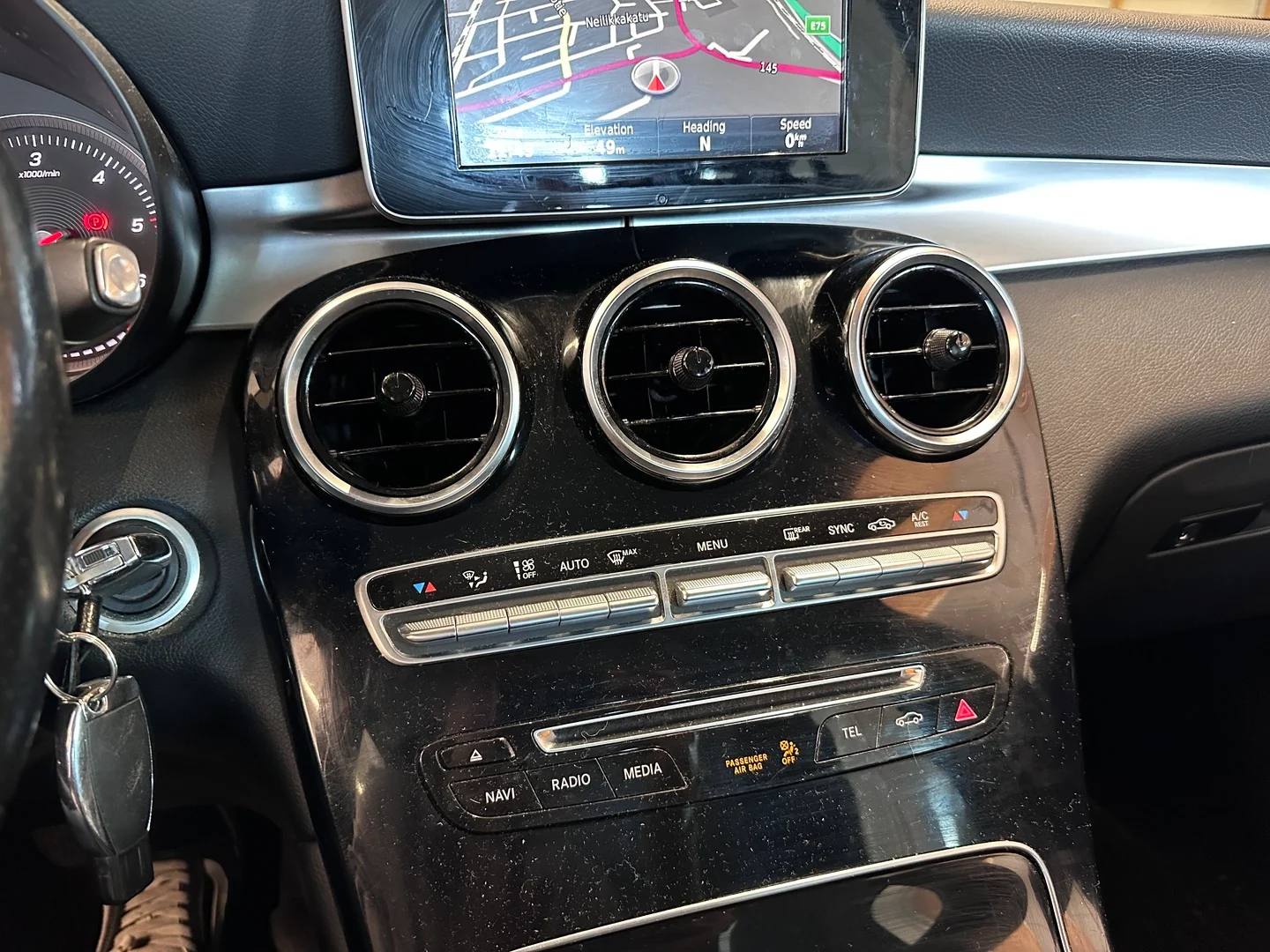 Car Image - 6E6s4h8zbU777oEIbYNiBZ